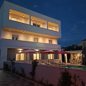 Apartmant&rooms Rosa Medulin Affittacamere Pomer